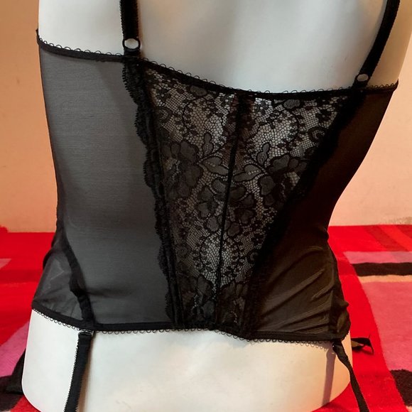 Victoria's Secret Lace Corest with Garters - Picture 11 of 11